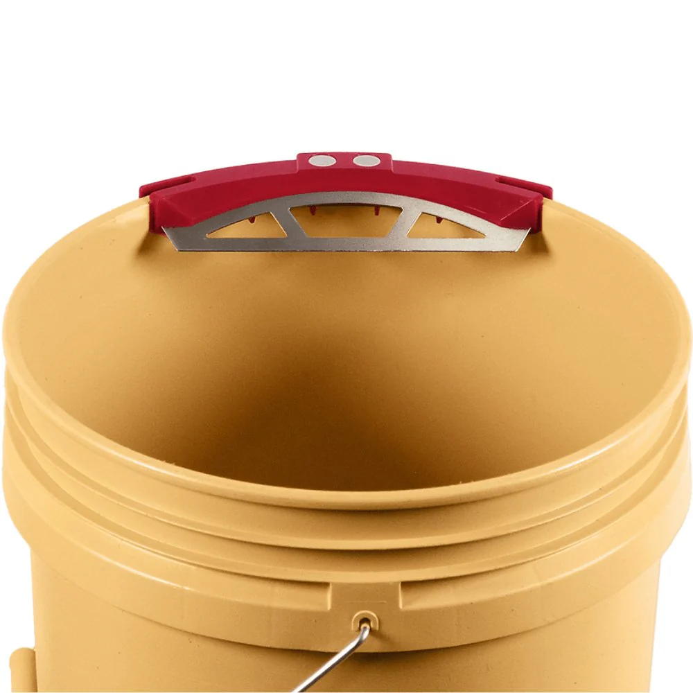 Bucky Scraper - Image 3