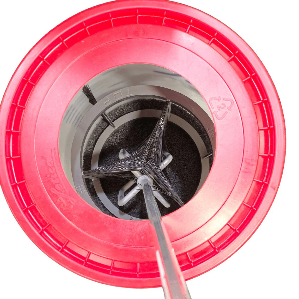 Gundlach Mud Scrub Bucket & Paddle Cleaner - Image 2