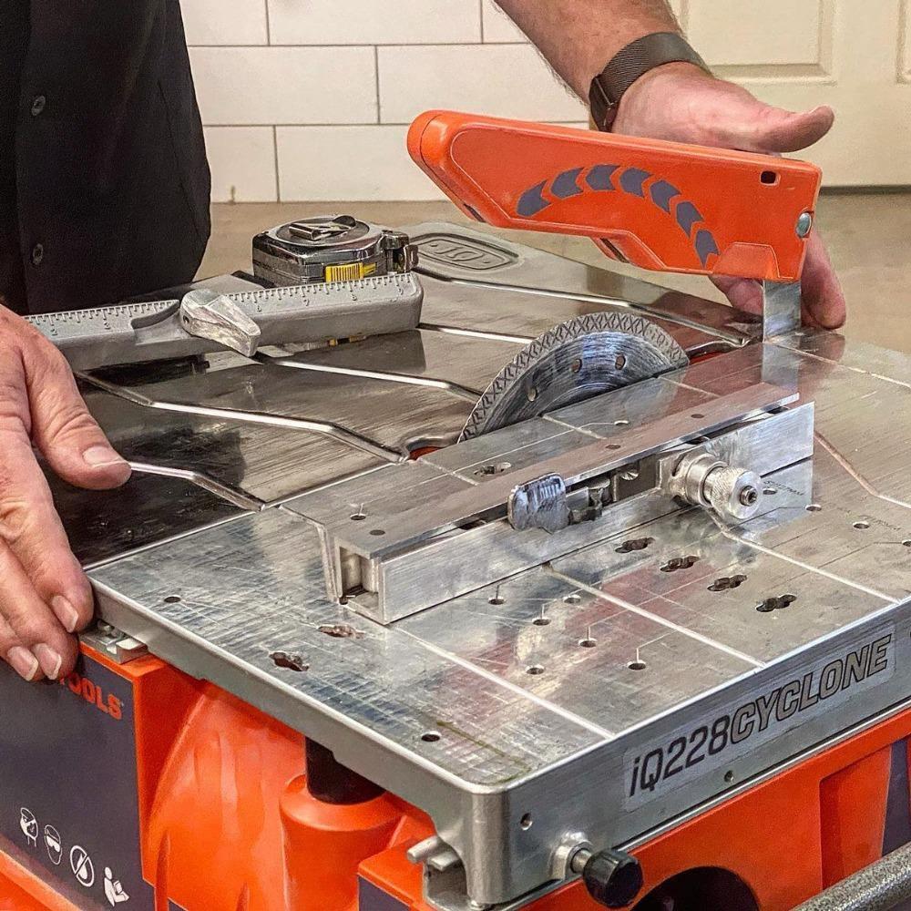 IQ228 CYCLONE 7" DUSTLESS/DRY CUT BENCH TOP TILE SAW WITH ADDITIONAL HARD MATERIAL BLADE - Image 3