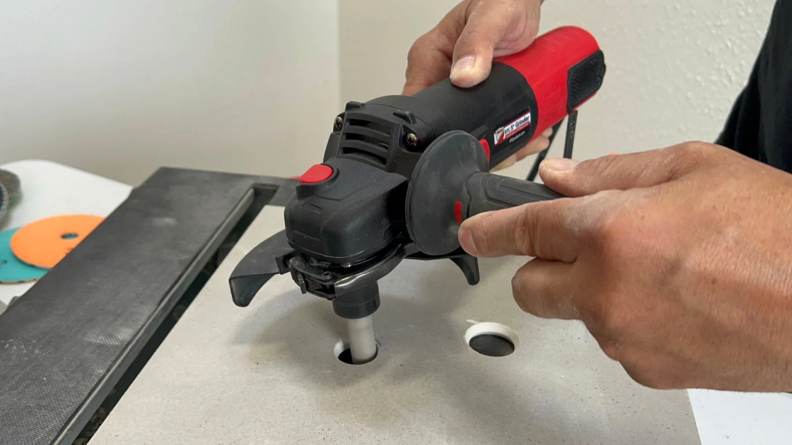 RTC Products 5" Variable Speed 110V Angle Grinder - Image 3