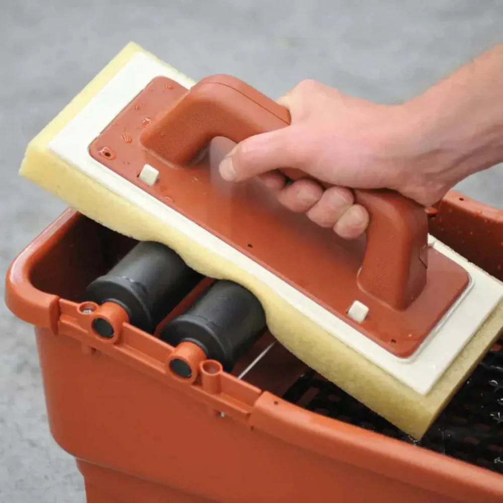 Universal Handle for Raimondi Hand Sponges - Image 2
